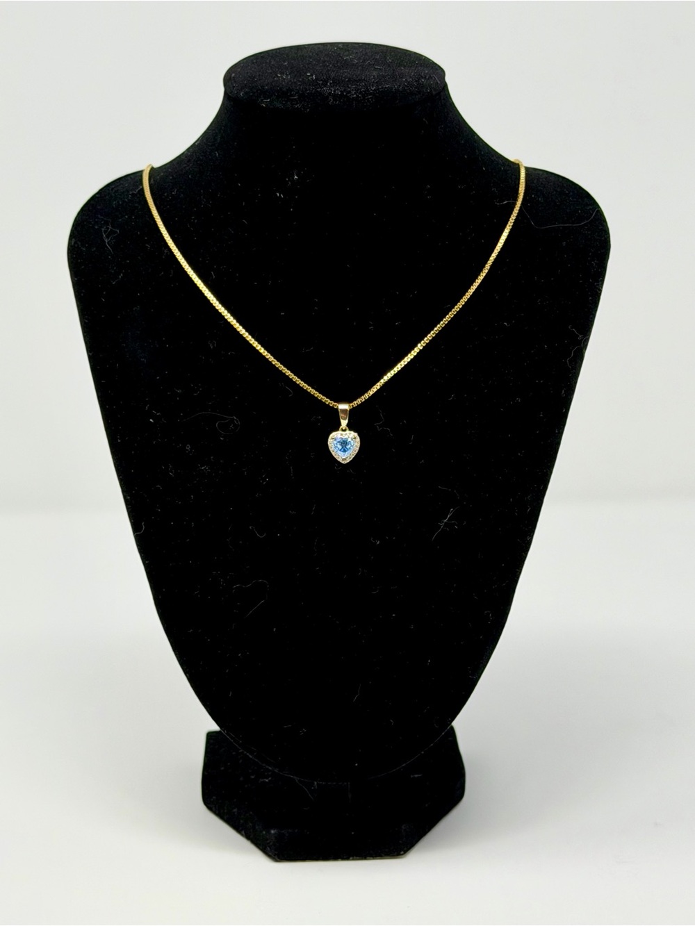 Rare Blue Moissanite Heart Pendant Necklace in Gold Over 925 SS - Picture 4 of 7
